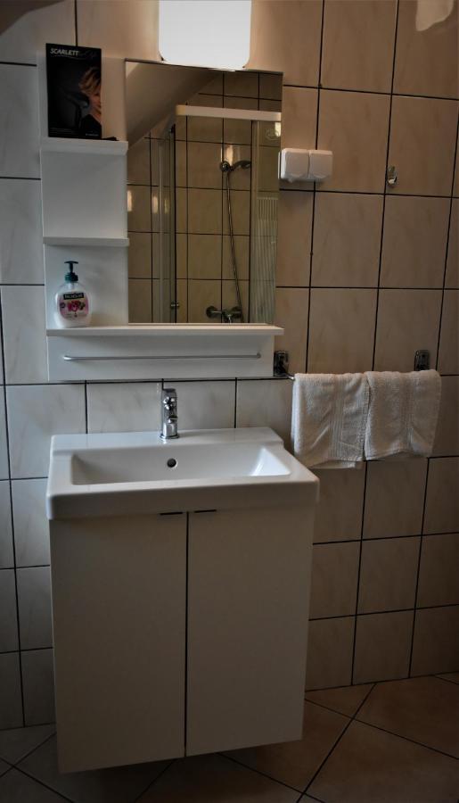 Ovar Apartman Mosonmagyaróvár エクステリア 写真